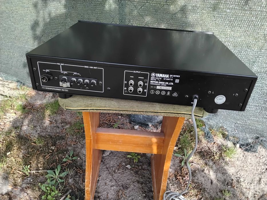 Tuner analogowy Yamaha t1