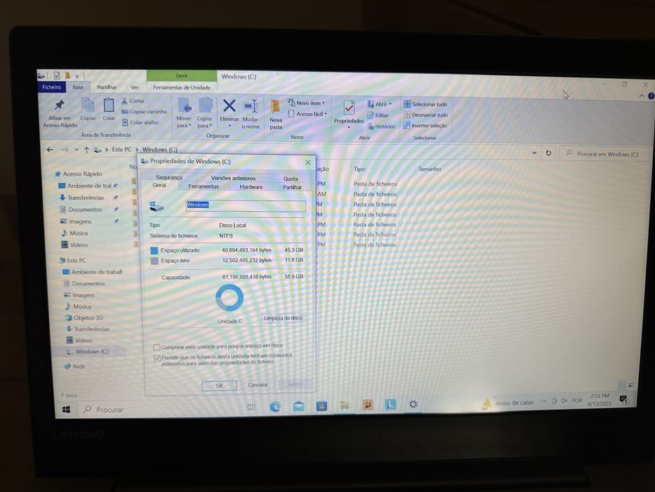 Portátil marca Lenovo