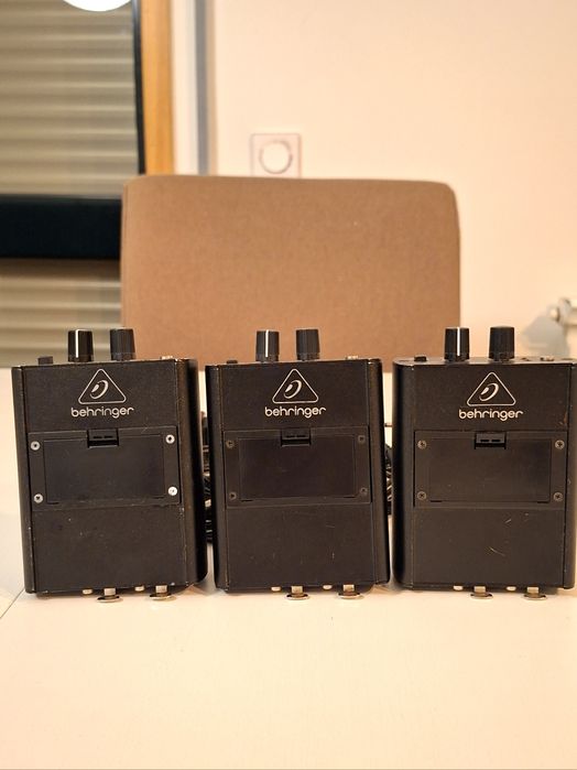 Behringer P1 Amp. de Phones (3)