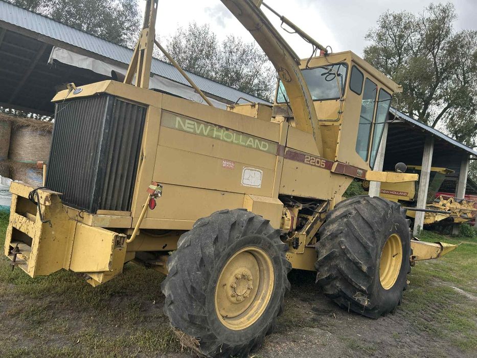 Sprzedam sieczkarnie New Holland 2205