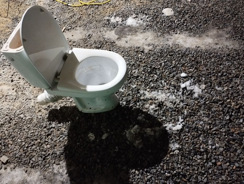 Продам унітаз б/у