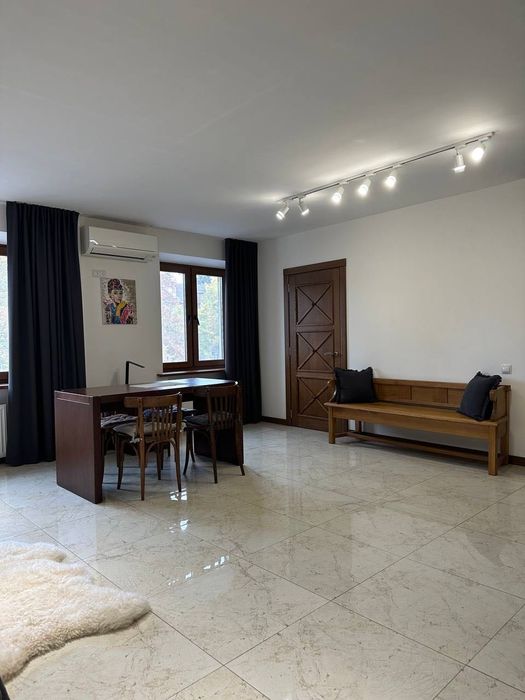 Робоче місце для візажиста, стиліста, бровіста/ Оренда для майстра