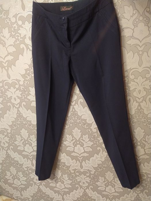 Класичні брюки темно-сині розмір s