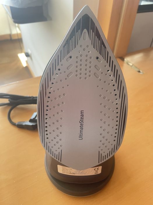 Ferro de Engomar Sem Fios 2600W