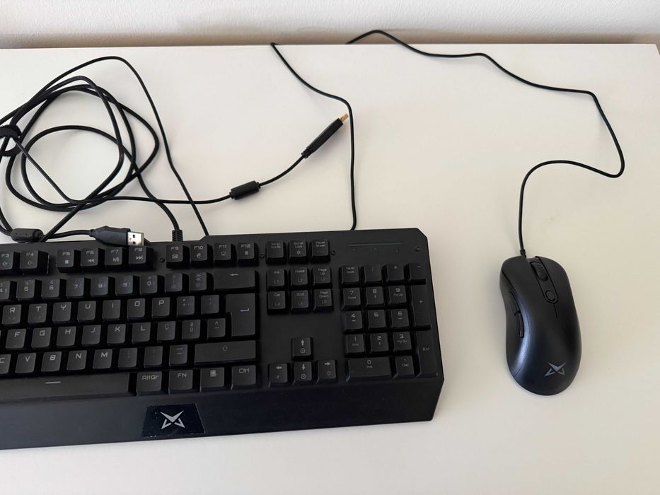 Teclado Mecanico Bundle Matrics Teclado Ratos Tapetes Gaming