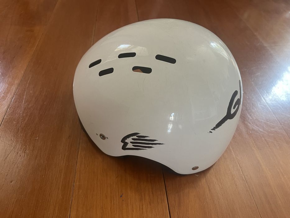 Gath Surf Helmet l Capacete surf Small