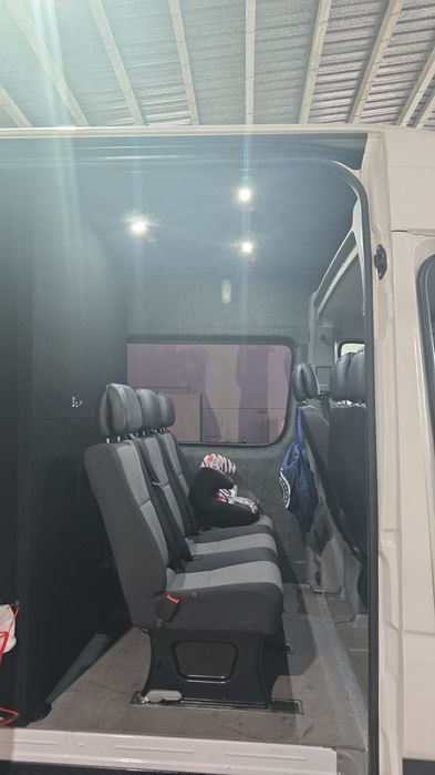 VW Crafter 6 lugares