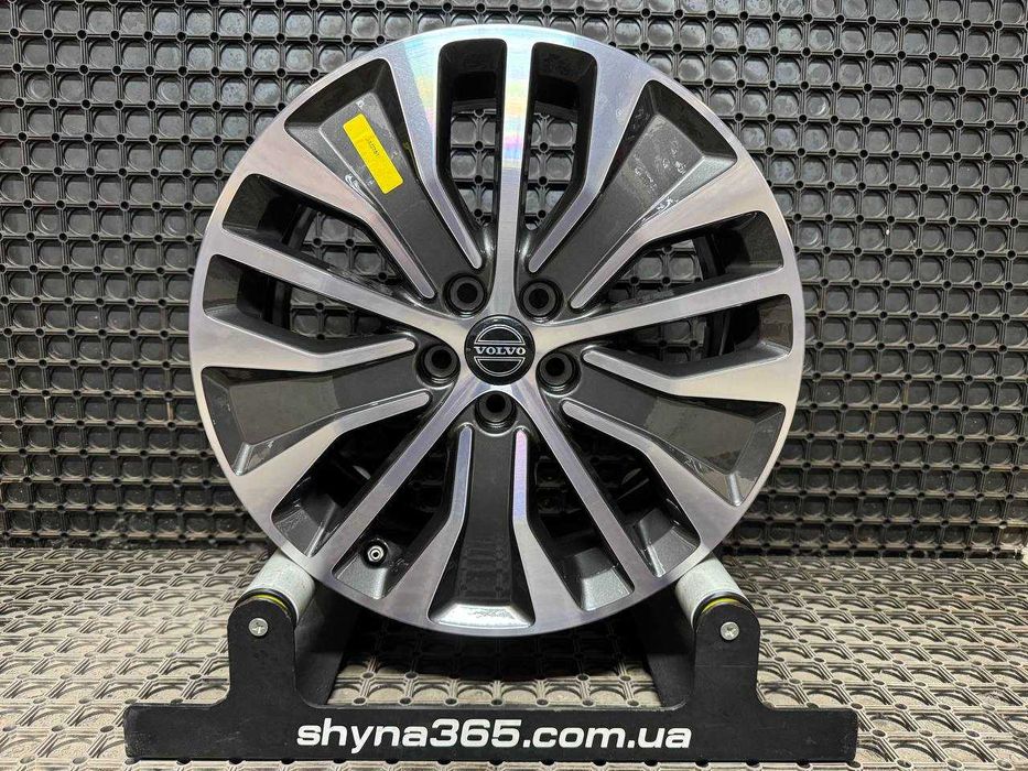 ДИСКИ нові оригінал VOLVO R18 7.5J 5X108 ET45 (Вольво) J9D3-1007-NA