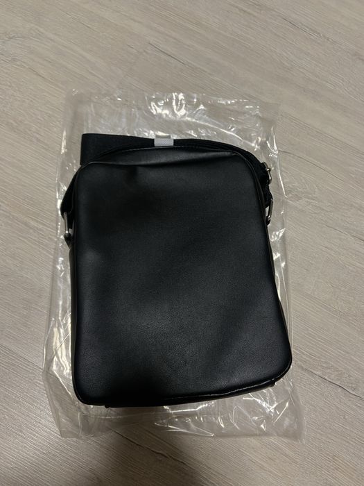 Шкіряна сумка Boss чоловіча crossbody