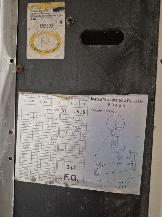 Fogao a gas e eletrico em bom estado