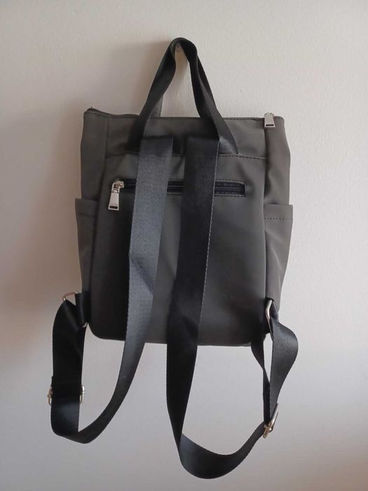 Mochila da Parfois Preto Cinza