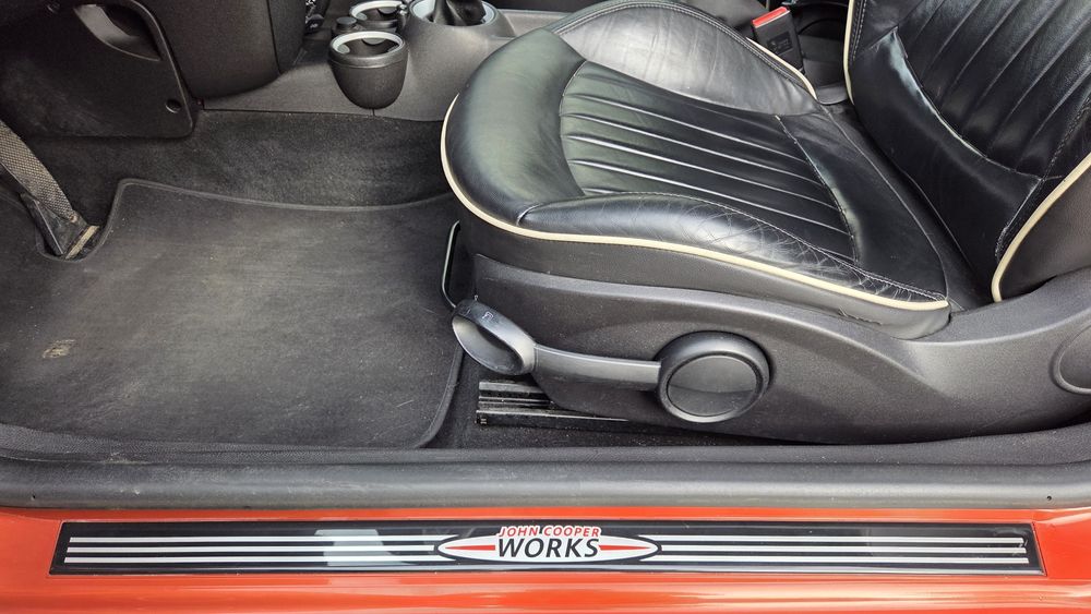 Mini One 1.6 JCW - motor BMW