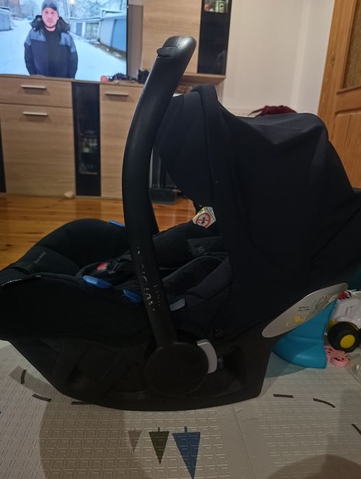 fotelik z bazą isofix avionaut pixel pro