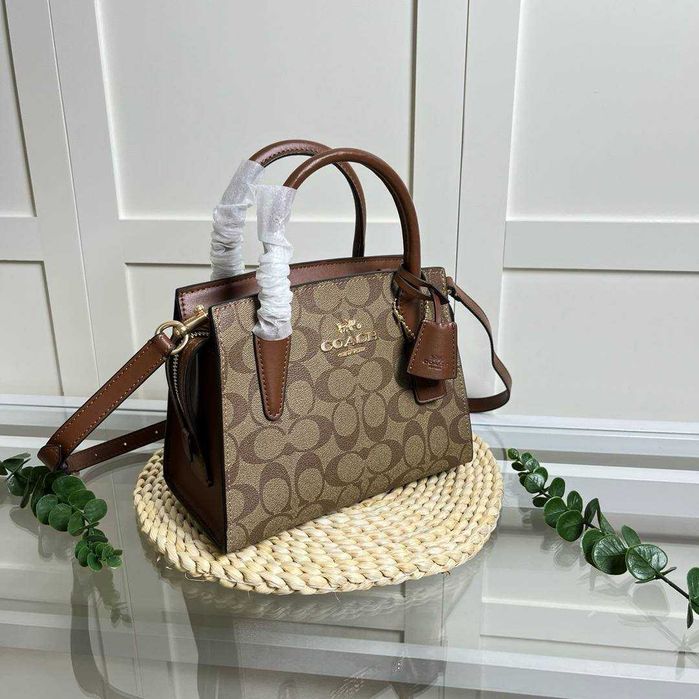 Сумка Coach Andrea шкіряна