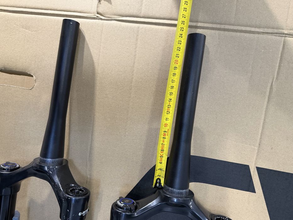 Amortyzator pike 150mm skoku 27,5 kolo