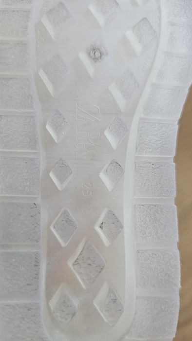 Sandalias transparentes T.25