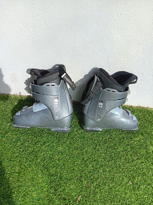 Botas de esqui usadas