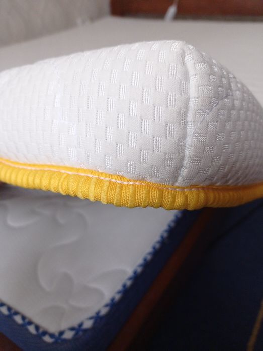 Матрац  без пружинний