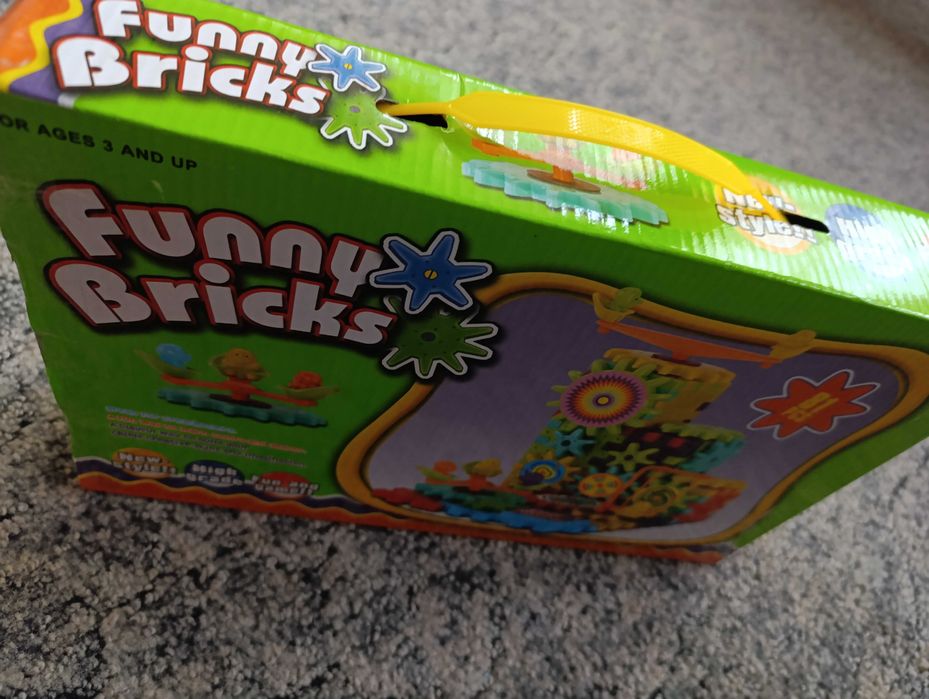 Дитячий конструктор Funny Bricks, 81 деталь, новий