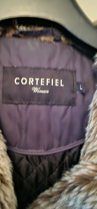 Anorak  azul com pelo sintético