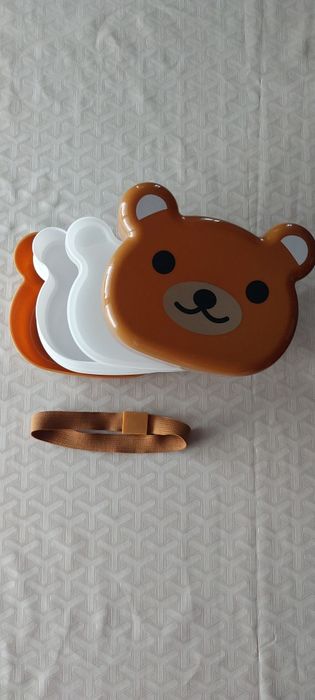 Śniadaniówka, lunch box, na lekarstwa, biżuterię,w podróży itp