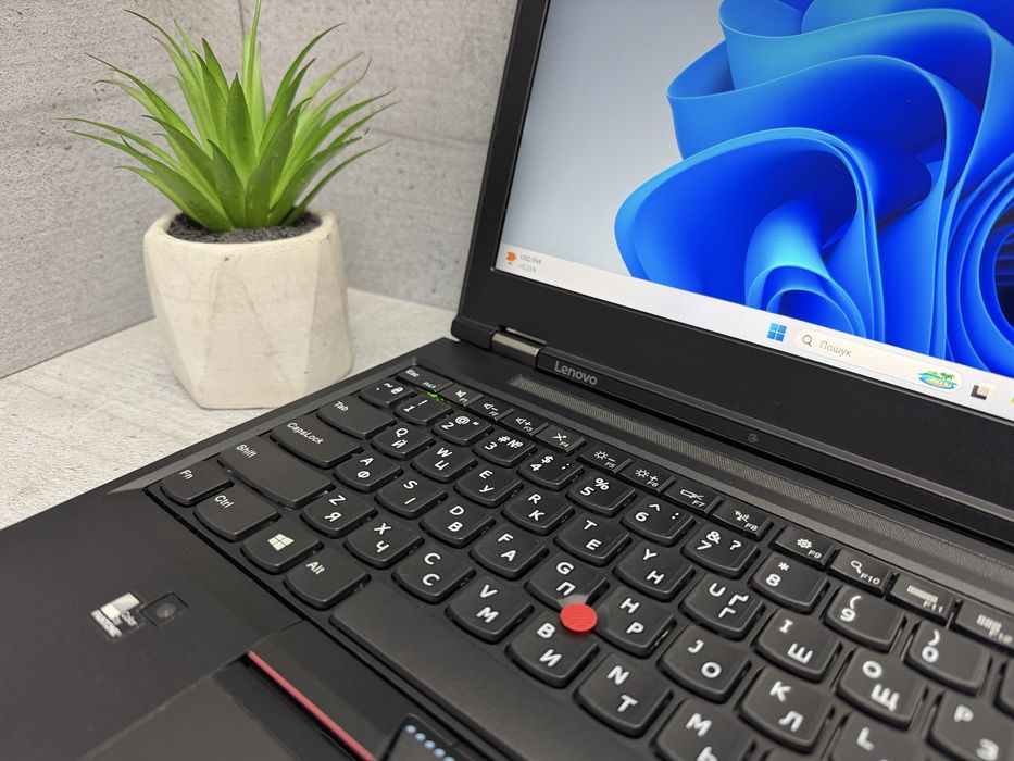 Надійний ноутбук Lenovo P50/15.6"/Xeon/Nvidia/16gb ddr4/256gb ssd