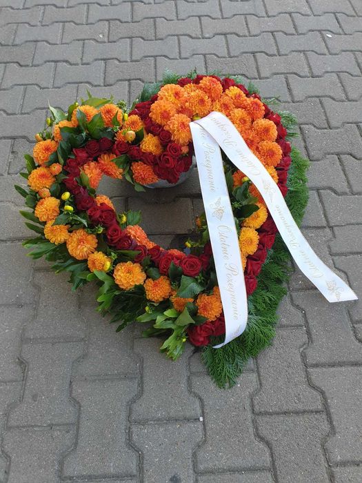 Wieniec pogrzebowy, kompozycja nagrobna, dekoracja pogrzeb