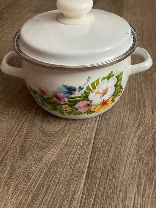 кастрюли, судки для холодца, блюдо