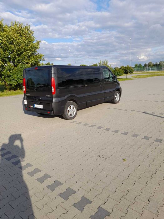 Renault Trafic Long 2.0 dci 115KM 9- osobowy