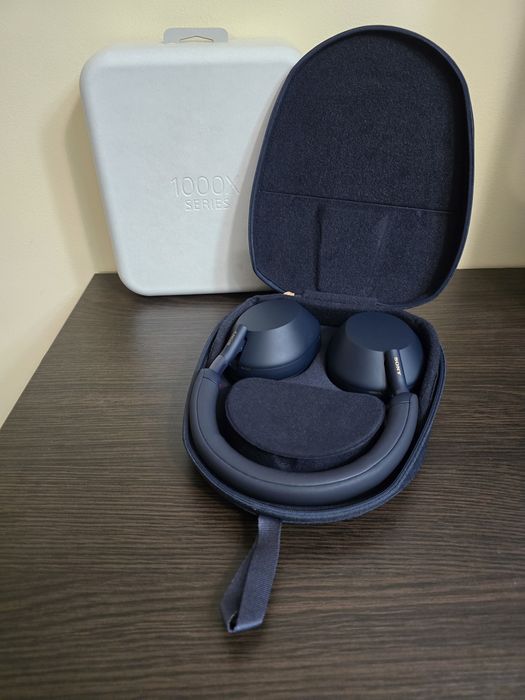 Повністю нові оригінальні навушники SONY WH-1000XM5