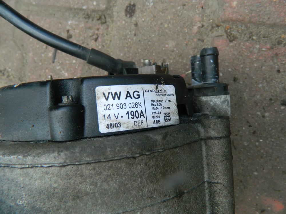 alt