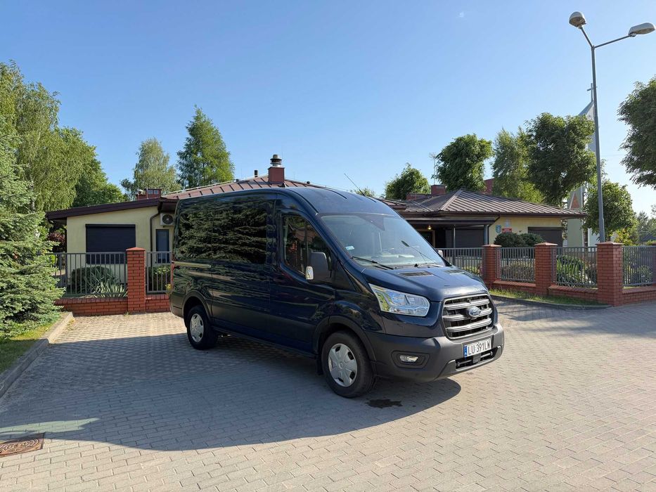 Wynajem busa 9-osobowego wypożyczalnia Transit Expert Jumpy Proace Trafic