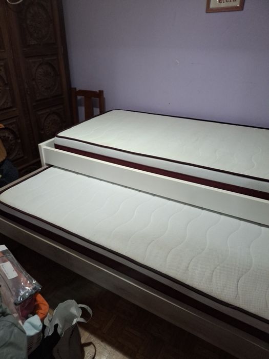 Cama compacta para 2 pessoas