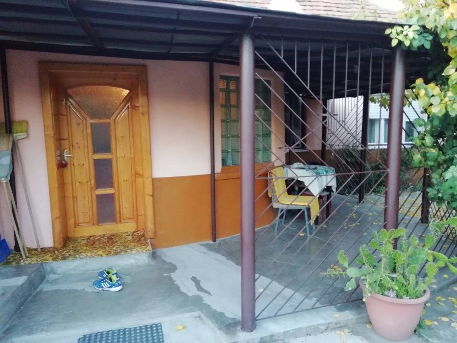 Сдается частный дом без хозяина (г. Берегово, Закарпатская обл.)