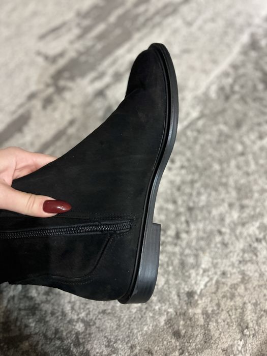 НОВІ  Ботфорти Zara замшеві