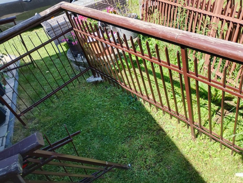 Barierka metalowa na balkon, taras, do ogrodu