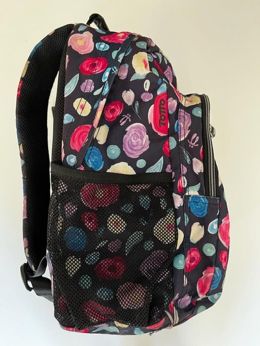 Mochila e estojo Totto