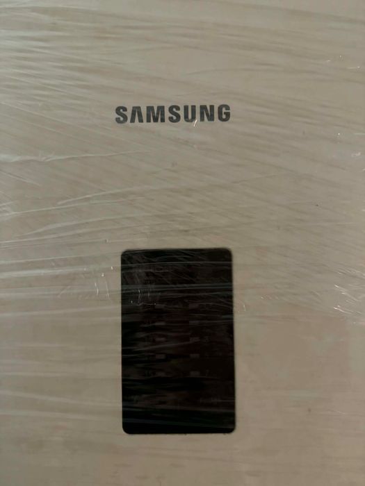 Rezerwacja!!! Lodówka Samsung kremowa