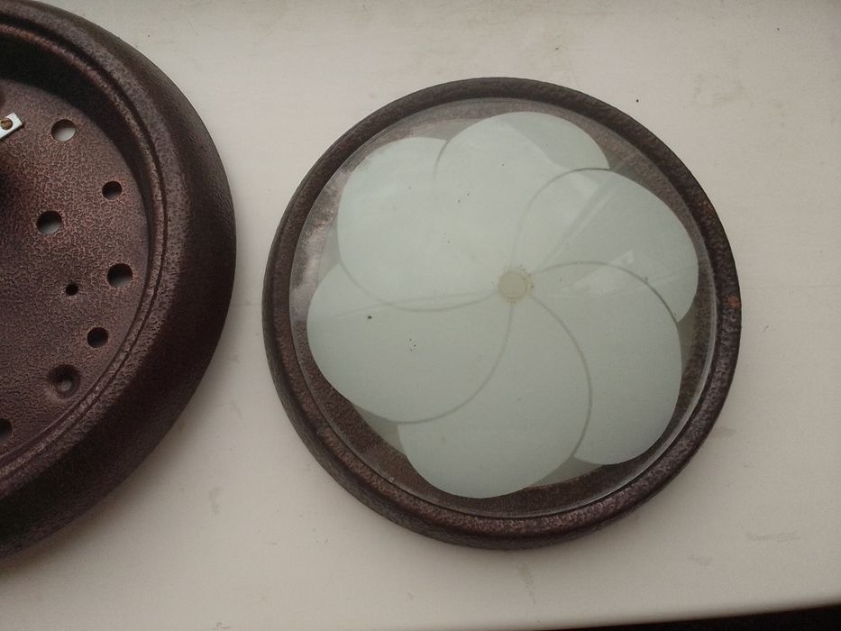 Светильник металлический со стеклом,  Читайте объявление полностью