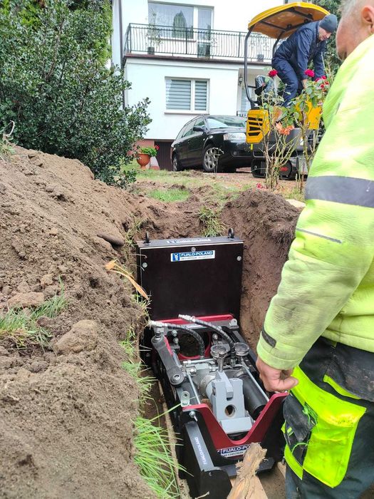 Sterowany przecisk hydrauliczny ALUSTEER