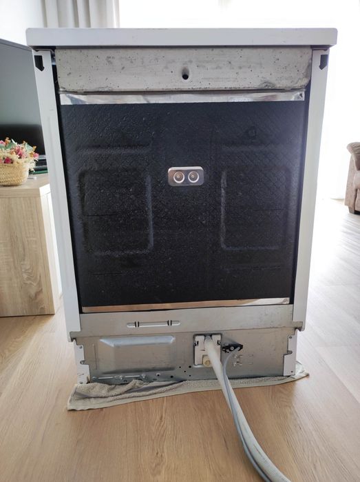Máquina de lavar louça Whirlpool ADP2300