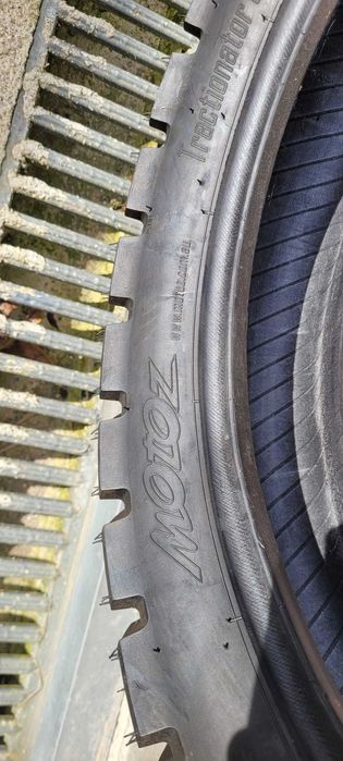 Pneus misto MotoZ Tractionator GPS 90/90 R21 e 150/70 R18