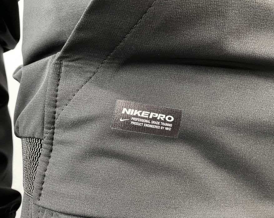 Мужской спортивный костюм Nike осенний