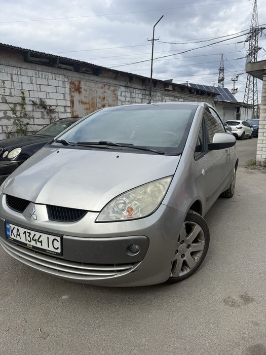 Мітсубіши кольт czc2006 kabrio