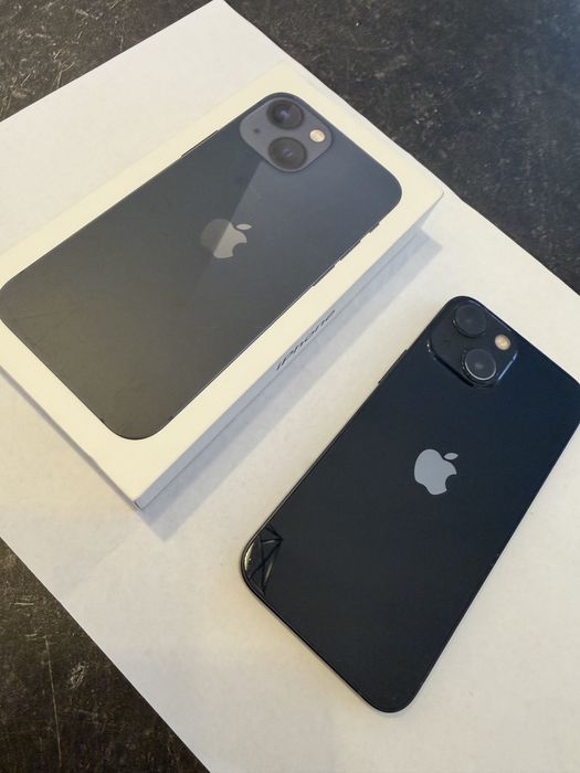 Sprzedam iphone 13 mini w bardzo dobrym stanie!