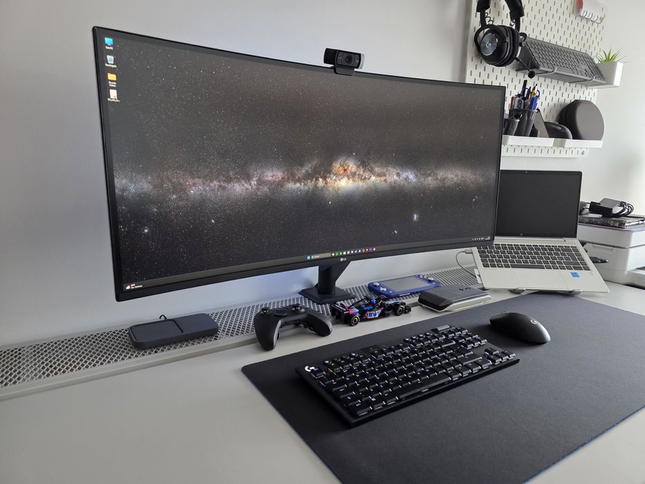 Monitor LG 38GN950-B (QHD+ curvo, NanoIPS, 144Hz) + Braço Arctic X1-3D