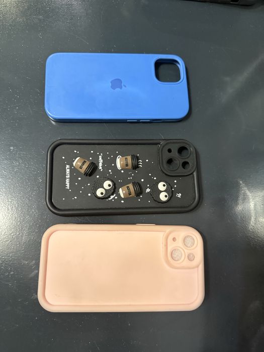 Чохли на Iphone 13
