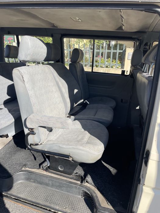 VW T4 Caravelle 9 Lugares | Duas Portas Laterais