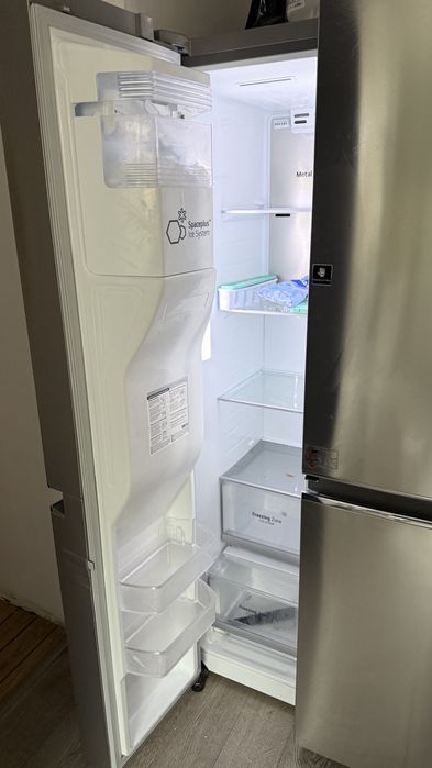 lodówka Side by Side LG GSJ960NSCZ - stan doskonały, kupiona w maju 21