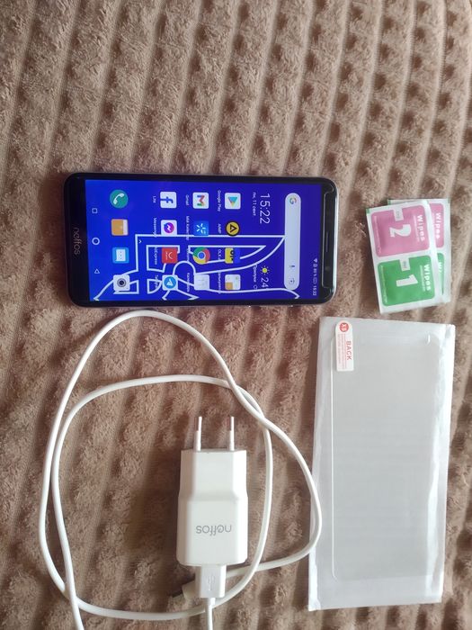Телефон neffos c9a +захисне скло
